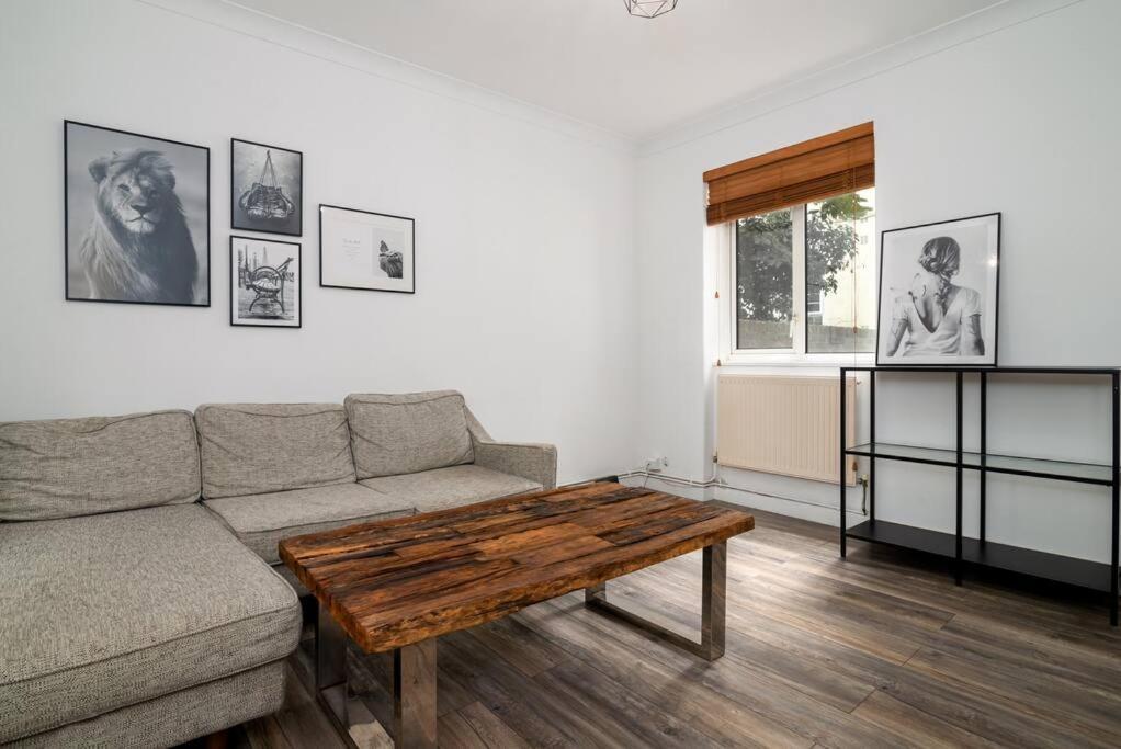 Apartmán Stylish And Well Equipped Flat In Stockwell Londýn Exteriér fotografie